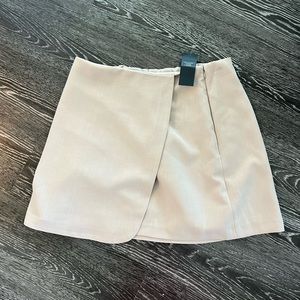 NWT Abercrombie Tan Mini Skirt